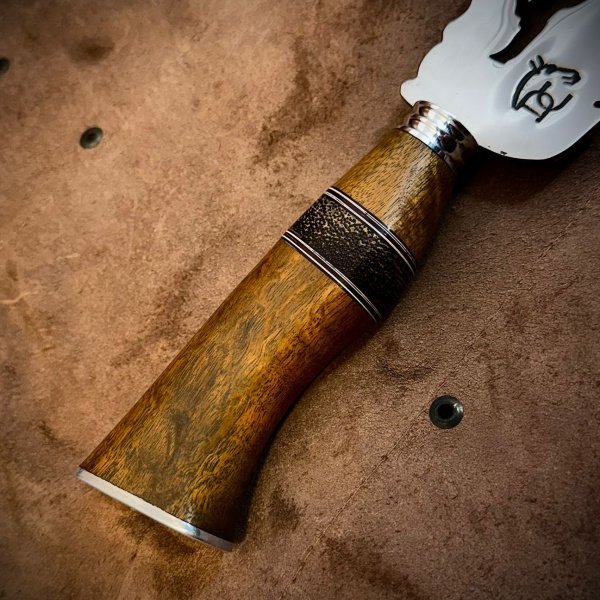 Faca Folha Artesanal RF1167